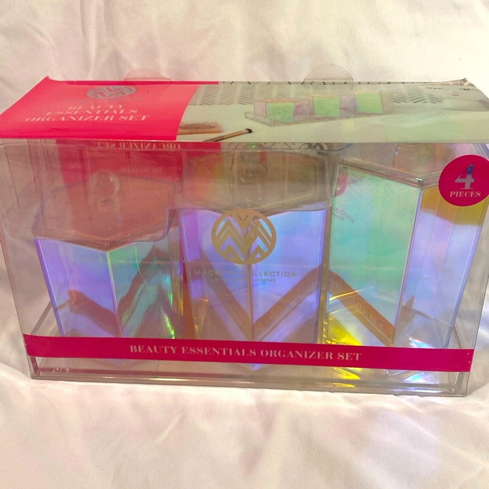 MacBeth Collection Beauty Essentials Organizer Set New in Box
